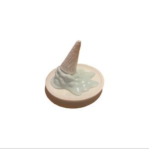⚡️Melting ice cream cone Jewekry/trinket dish